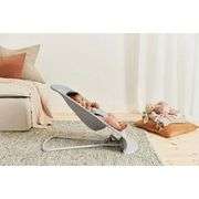 BabyBjorn Bouncer Bliss, Petal Quilt, Light Grey