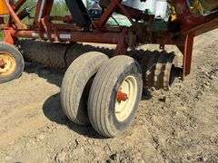 Brillion Upright Cultipacker