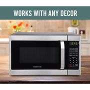 Farberware Classic 0.7-cu ft 700-Watt Microwave