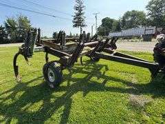DMI Chisel Plow