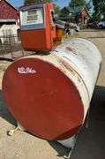 300 Gallon Gas Tank w/ Pump