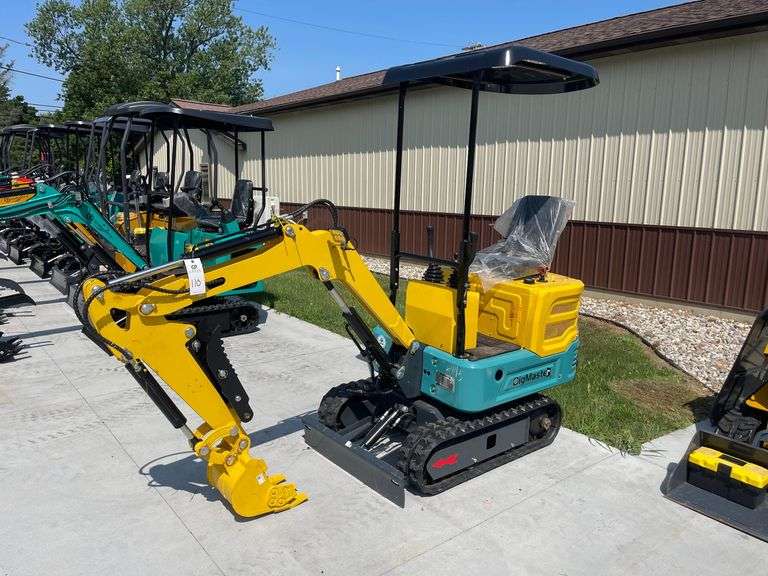 2024 Dig Master DM100 Mini Excavator image
