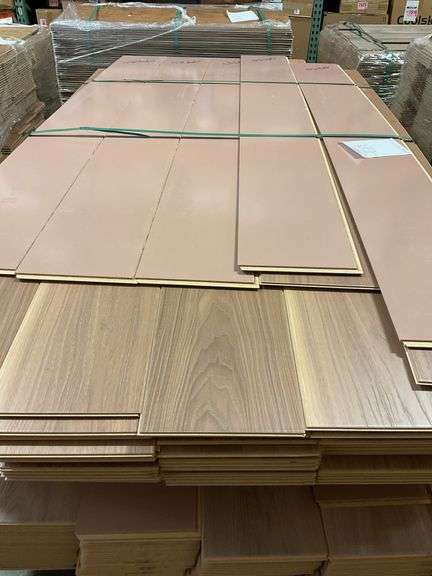 Approx. 700 Sq. Ft. of Various Color Flooring- Approx. 150 Planks image