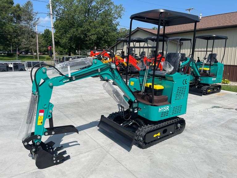 2025 CFG H15R Mini Excavator image