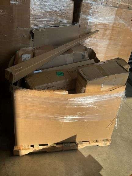 Pallet of Amazon Items image