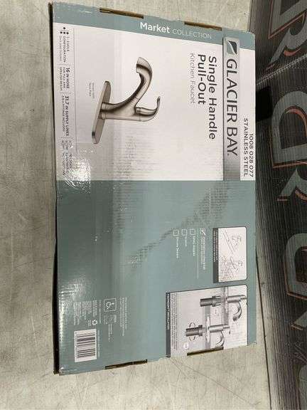 Glacier Bay Pull-Out Kitchen Faucet image