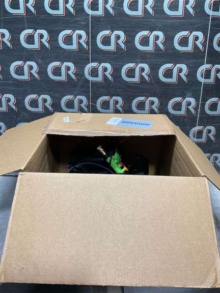 Pallet of Amazon Items image