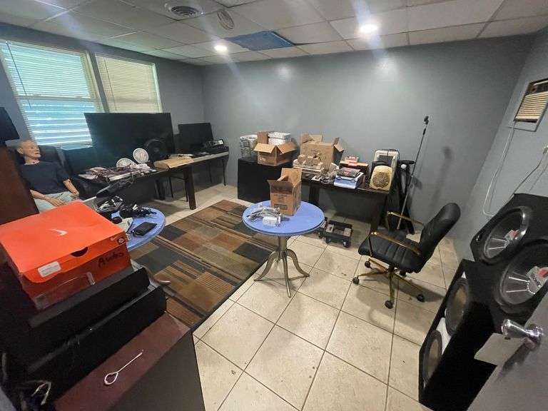 Contents of Office image