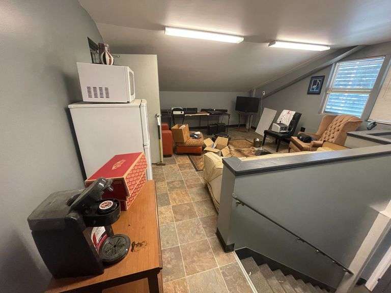 Contents of Room image