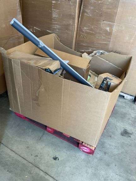 Pallet of Amazon Items image