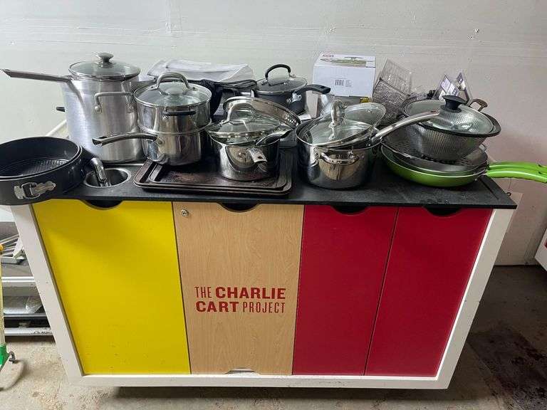 Charlie Cart with Contents image