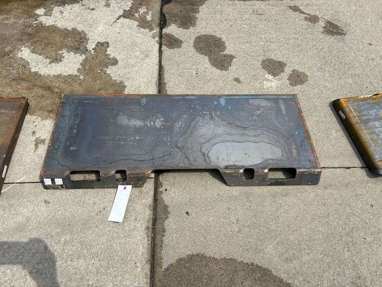 2025 Wolverine QMP3-16-6T Skid Steer Universal Quick Attach Plate image