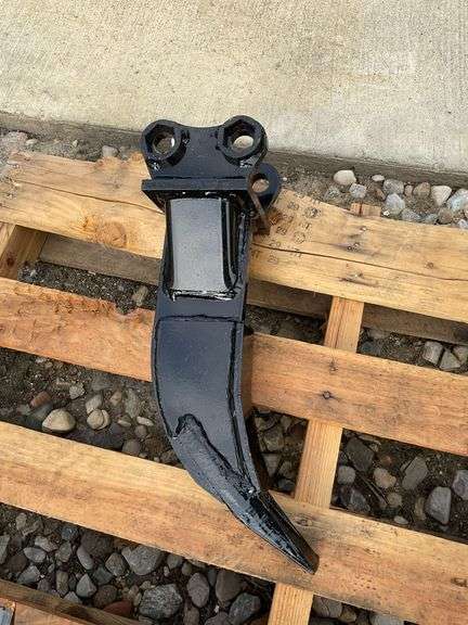 2025 Future Mini Excavator Ripper Tooth image