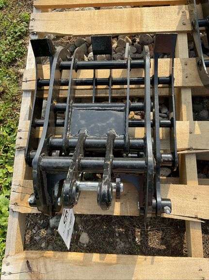 2025 Future Mini Excavator Grapple image