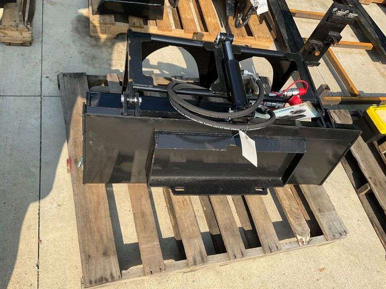 2025 Future FT X-PG44C Mini Skid Steer Plate Grabber 44" image