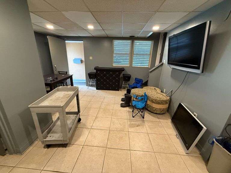 Contents of Office image