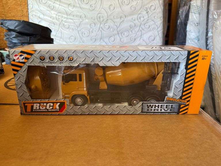 Die-Cast Remote Control Truck image