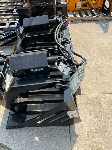2025 Future HWG72 Skid Steer Hollow Wood Grabber 72" image
