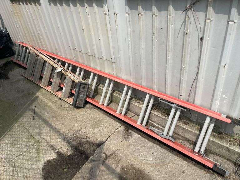 Extension Ladder and 6' Step Ladder image