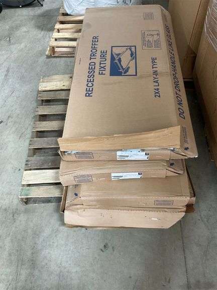 Pallet of Lights image