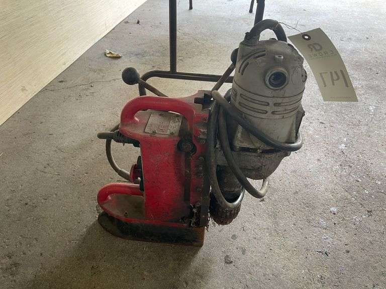 Milwaukee Electromagnetic Drill Press image