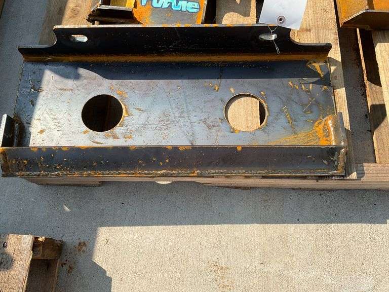 2025 Future Mini Skid Steer Adapter Plate image