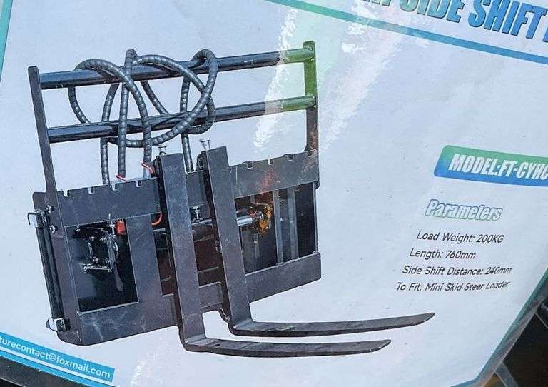 2025 Future FT-CYHC Mini Skid Steer Hydraulic Side Shift Fork image