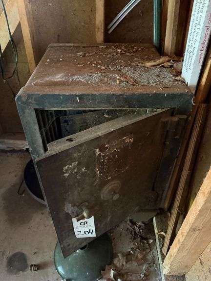 Steel Safe on Wheels image