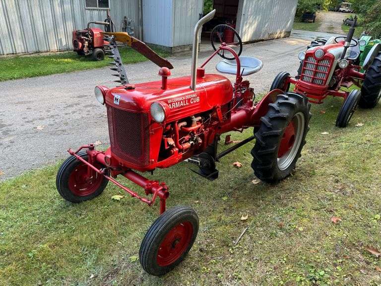 IH McCormick-Deering Farmall Cub Tractor image