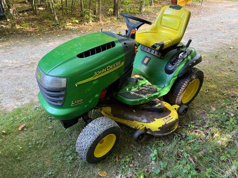 John Deere L120 Automatic 48" Lawn Mower image