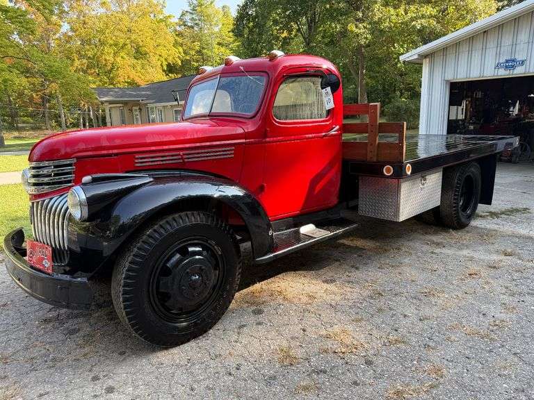 1946 Chevrolet 2 Ton Truck image