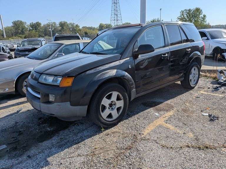 2004 SATURN VUE image