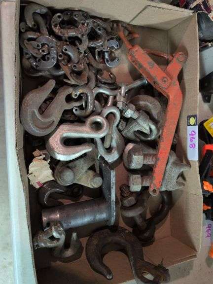Bow shackle, connecting links, U-bolt and hooks image