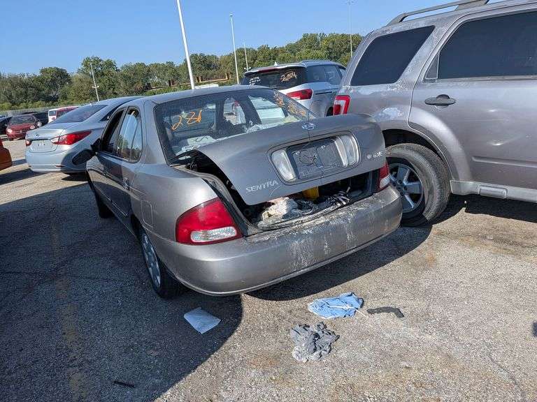 2001 NISSAN SENTRA image
