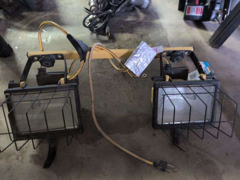 Twin head lamp work light image