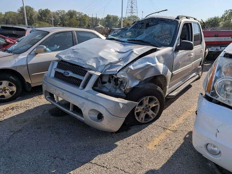 2005 FORD EXPLORER image