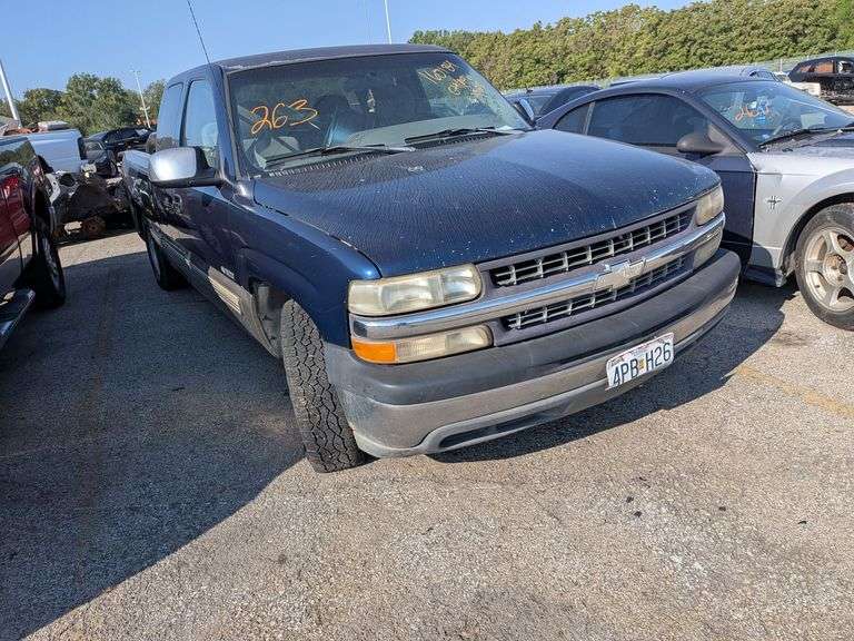 1999 CHEVROLET SILVERADO image