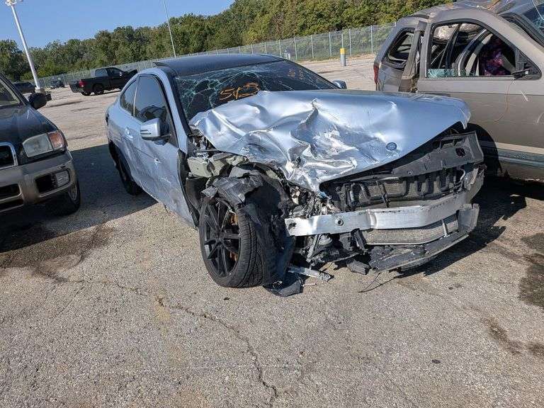 2013 MERCEDES C CLASS image