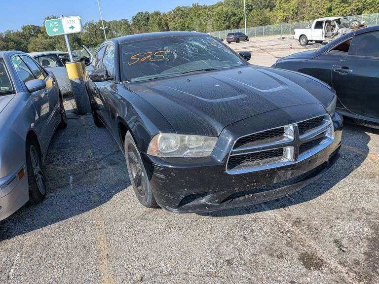 2012 DODGE CHARGER image