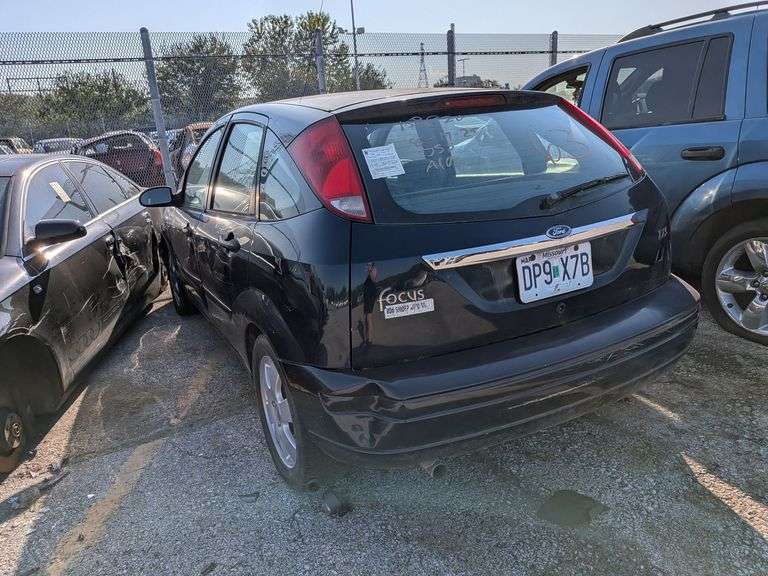 2002 FORD FOCUS image