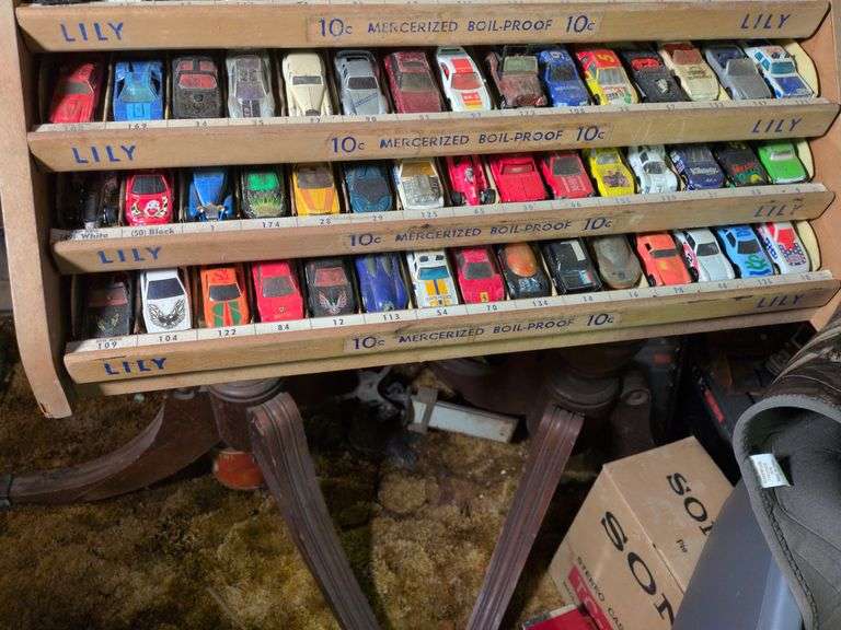 3 rows of toy cars image