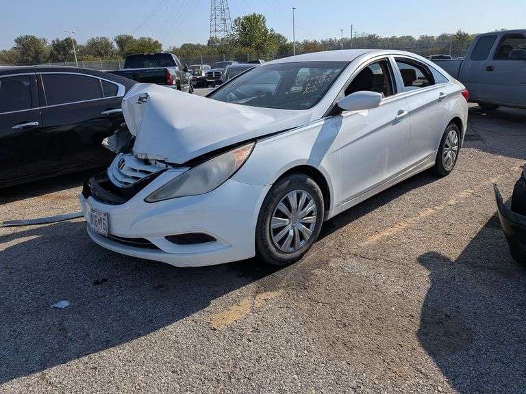 2011 HYUNDAI SONATA image