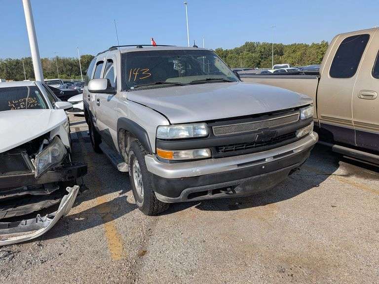 2004 CHEVROLET TAHOE image