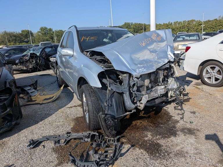 2006 MERCEDES M CLASS image