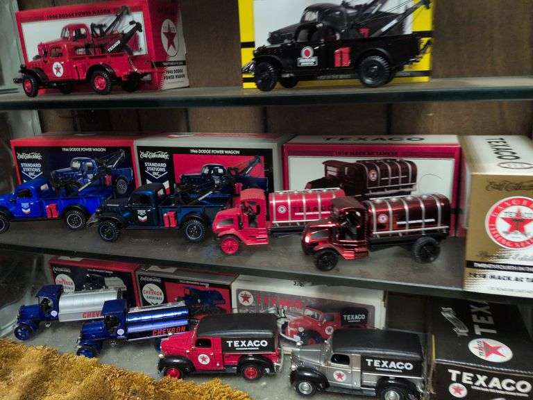 2 Ertl Standard Station Inc. Dodge Power wagon w/ box and 2 Ertl Texaco tankers w/box image