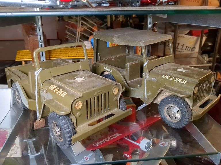 2 metal Tonka Military Jeeps image