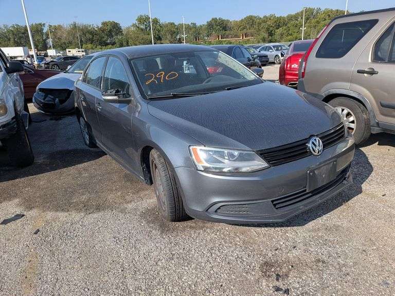 2014 VOLKSWAGEN JETTA image
