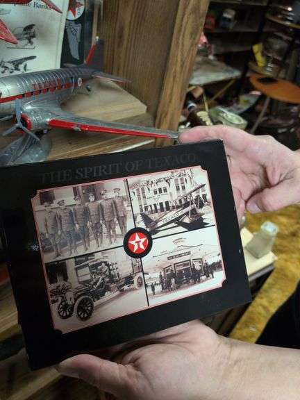 3 Texaco Ertl die cast Planes with boxes and Texaco postcards image