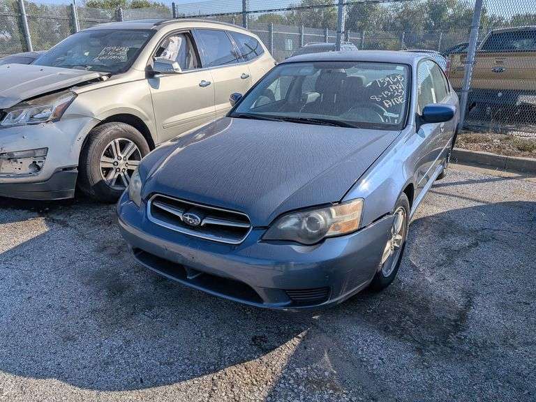 2005 SUBARU LEGACY image