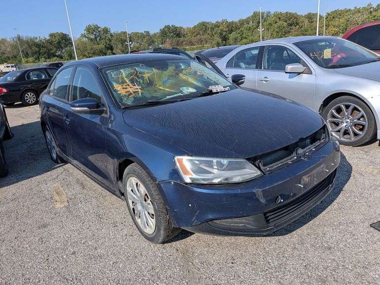 2014 VOLKSWAGEN JETTA image